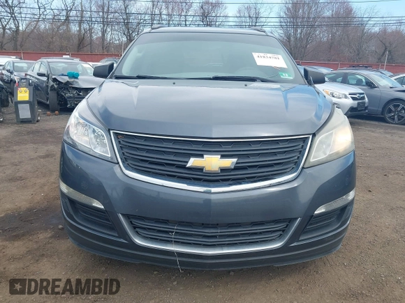 2014 Chevrolet Traverse LS z VIN 1GNKVFKD3EJ187997, wystawiony jako IAAI lot #41834781 z przebiegiem 150 994 mil mil oraz . Historia ofert i sprzedaży dostępna na DreamBid. Obrazek 12.