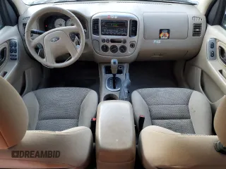 2005 Ford Escape XLT with VIN 1FMYU03135KA93616, listed as a Copart auction lot 50364865 with 210,884 mi miles and Salvage Title. Bid and sale history available at DreamBid. Image 8.