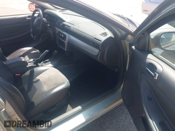 2006 Chrysler Sebring with VIN 1C3EL46X26N222922, listed as a IAAI auction lot 42018931 with 54,405 mi miles and . Bid and sale history available at DreamBid. Image 5.