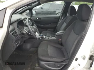 2019 Nissan LEAF SV z VIN 1N4AZ1CP1KC306320, wystawiony jako Copart lot #55686825 z przebiegiem 39 261 mil mil oraz Szkody całkowita. Historia ofert i sprzedaży dostępna na DreamBid. Obrazek 7.
