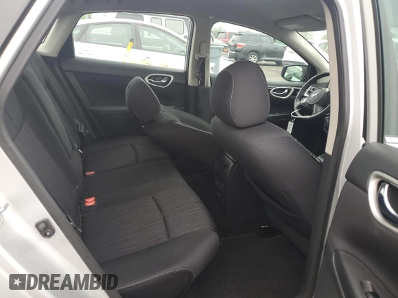 2018 Nissan Sentra SV z VIN 3N1AB7AP9JL661911, wystawiony jako Copart lot #56884985 z przebiegiem 43 129 mil mil oraz Szkoda całkowita • Salvage title. Historia ofert i sprzedaży dostępna na DreamBid. Obrazek 10.