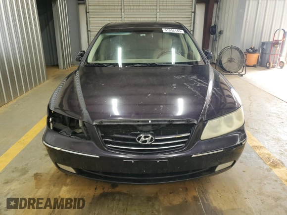 2006 Hyundai Azera SE with VIN KMHFC46F36A096628, listed as a Copart auction lot 61042145 with 229,357 mi miles and Salvage title. Bid and sale history available at DreamBid. Image 5.