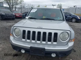 2011 Jeep Patriot Latitude with VIN 1J4NF1GB1BD102107, listed as a IAAI auction lot 42091197 with 111,030 mi miles and . Bid and sale history available at DreamBid. Image 6.