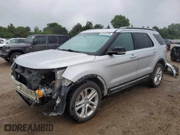 2017 Ford Explorer XLT z VIN 1FM5K8D83HGB60578, wystawiony jako Copart lot #59184795 z przebiegiem 100 850 mil mil oraz Szkoda całkowita • Salvage title. Historia ofert i sprzedaży dostępna na DreamBid. Obrazek 1.