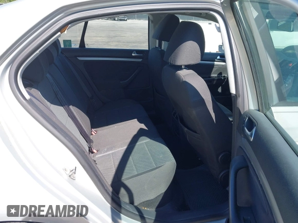 2010 Volkswagen Jetta S with VIN 3VWJX7AJ9AM078949, listed as a IAAI auction lot 41981568 with 180,225 mi miles and . Bid and sale history available at DreamBid. Image 8.