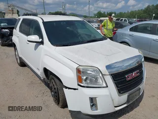 2013 GMC Terrain SLE z VIN 2GKALSEK3D6383449, wystawiony jako IAAI lot #42574533 z przebiegiem 162 764 mil mil oraz . Historia ofert i sprzedaży dostępna na DreamBid. Obrazek 1.