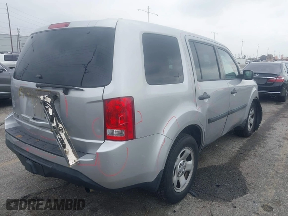 2015 Honda Pilot LX with VIN 5FNYF3H21FB010426, listed as a IAAI auction lot 41901870 with 184,113 mi miles and . Bid and sale history available at carsss.com. Image 4.