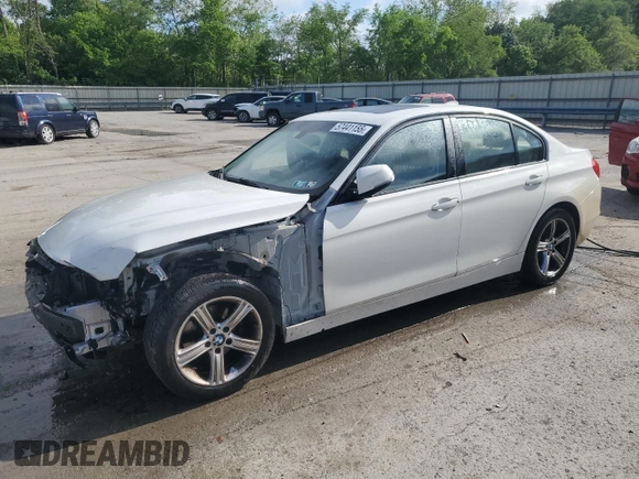 2013 BMW 3 Series 320i xDrive with VIN WBA3C3C57DF980971, listed as a Copart auction lot 57441155 with 131,263 mi miles and Salvage title. Bid and sale history available at DreamBid. Image 1.