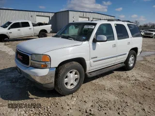 2005 GMC Yukon SLT with VIN 1GKEK13TX5R118933, listed as a Copart auction lot 87057744 with 213,900 mi miles and Salvage Title. Bid and sale history available at carsss.com. Image 1.