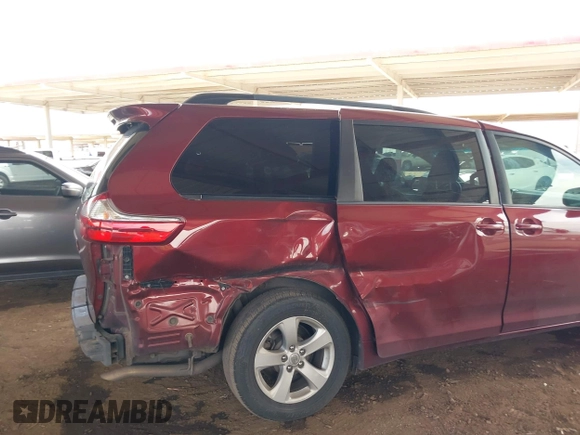 2017 Toyota Sienna LE Auto Access Seat с VIN 5TDKZ3DCXHS819305, выставлен на аукционе IAAI как лот 42284317 с пробегом 120 595 миль миль и . История ставок и продаж доступна на DreamBid. Изображение 19.