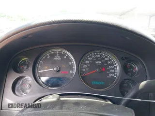 2007 Chevrolet Tahoe LT z VIN 1GNFC13J47J380225, wystawiony jako IAAI lot #42098510 z przebiegiem 248 352 mil mil oraz . Historia ofert i sprzedaży dostępna na DreamBid. Obrazek 7.
