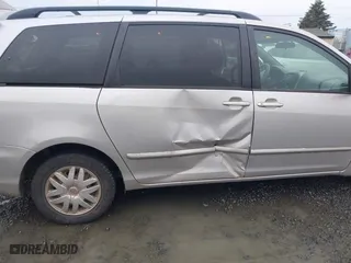 2007 Toyota Sienna CE with VIN 5TDZK23CX7S011856, listed as a IAAI auction lot 41825357 with 277,090 mi miles. Bid and sale history available at carsss.com. Image 6.