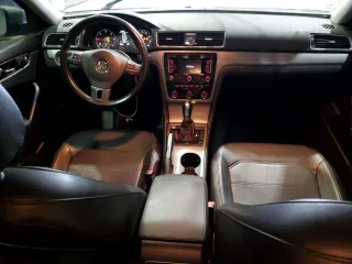 2014 Volkswagen Passat TDI SE w/Sunroof with VIN 1VWBN7A34EC001621, listed as a Copart auction lot 49226945 with 89,267 mi miles and Clean Title. Bid and sale history available at carsss.com. Image 8.