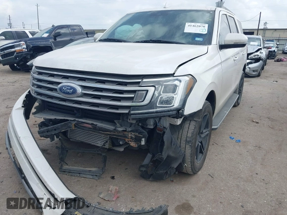 2019 Ford Expedition XLT with VIN 1FMJU1HT9KEA81854, listed as a IAAI auction lot 41462070 with 83,087 mi miles. Bid and sale history available at carsss.com. Image 17.