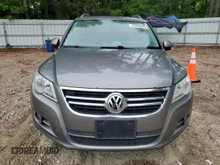 2011 Volkswagen Tiguan SEL with VIN WVGBV7AX1BW552486, listed as a Copart auction lot 58089605 with Not provided miles and Salvage title. Bid and sale history available at DreamBid. Image 5.