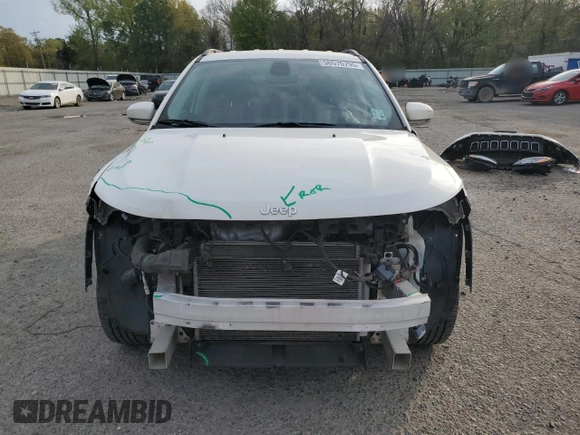 2020 Jeep Compass Limited with VIN 3C4NJCCB3LT142772, listed as a Copart auction lot 50570795 with 85,993 mi miles and Salvage Title. Bid and sale history available at DreamBid. Image 5.