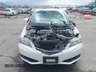 2014 Acura ILX with VIN 19VDE1F34EE000679, listed as a IAAI auction lot 41799014 with 136,514 mi miles. Bid and sale history available at carsss.com. Image 12.