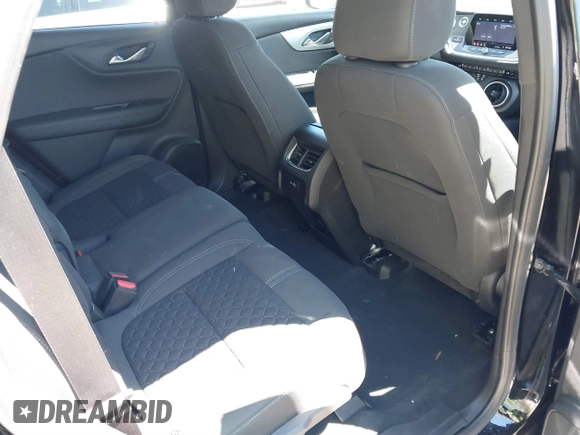 2020 Chevrolet Blazer LT z VIN 3GNKBBRA1LS539080, wystawiony jako IAAI lot #41842786 z przebiegiem 11 301 mil mil oraz . Historia ofert i sprzedaży dostępna na DreamBid. Obrazek 8.