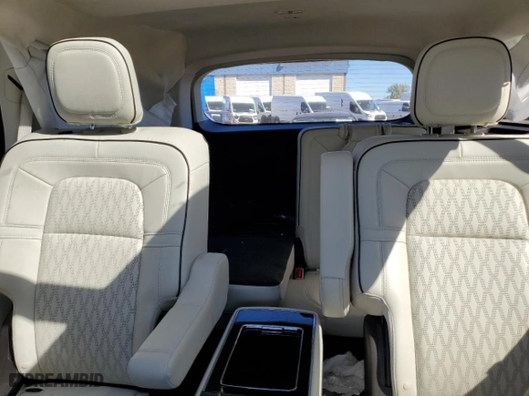 2021 Lincoln Aviator Black Label with VIN 5LM5J9XC7MGL06853, listed as a Copart auction lot 77222314 with 24,373 mi miles and Clean Title. Bid and sale history available at carsss.com. Image 10.