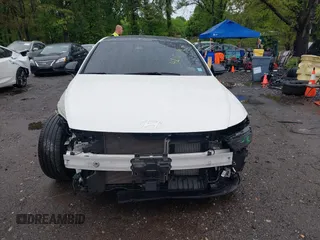 2024 Hyundai Sonata N Line z VIN KMHL54JC4RA350801, wystawiony jako IAAI lot #42180947 z przebiegiem 8933 mil mil oraz . Historia ofert i sprzedaży dostępna na DreamBid. Obrazek 12.