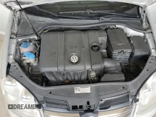 2010 Volkswagen Jetta SEL z VIN 3VWRX7AJ4AM100858, wystawiony jako Copart lot #60695995 z przebiegiem 158 477 mil mil oraz Szkoda całkowita • Salvage title. Historia ofert i sprzedaży dostępna na DreamBid. Obrazek 11.