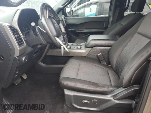 2019 Ford Expedition Max XLT with VIN 1FMJK1JT5KEA59396, listed as a Copart auction lot 61292165 with 121,800 mi miles and Clean title. Bid and sale history available at DreamBid. Image 7.