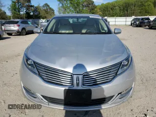 2015 Lincoln MKZ z VIN 3LN6L2G95FR603693, wystawiony jako Copart lot #53362845 z przebiegiem 171 107 mil mil oraz Szkoda całkowita • Salvage title. Historia ofert i sprzedaży dostępna na DreamBid. Obrazek 5.