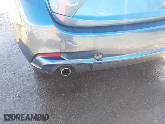 2018 Mazda 3 Touring with VIN 3MZBN1L36JM247119, listed as a IAAI auction lot 41724711 with 45,343 mi miles. Bid and sale history available at carsss.com. Image 19.