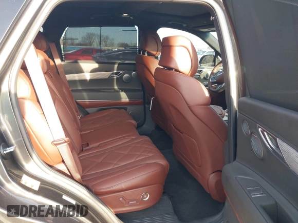 2025 Genesis GV80 Prestige with VIN KMUHEESC8SU222772, listed as a IAAI auction lot 41220766 with 3,528 mi miles and . Bid and sale history available at DreamBid. Image 8.