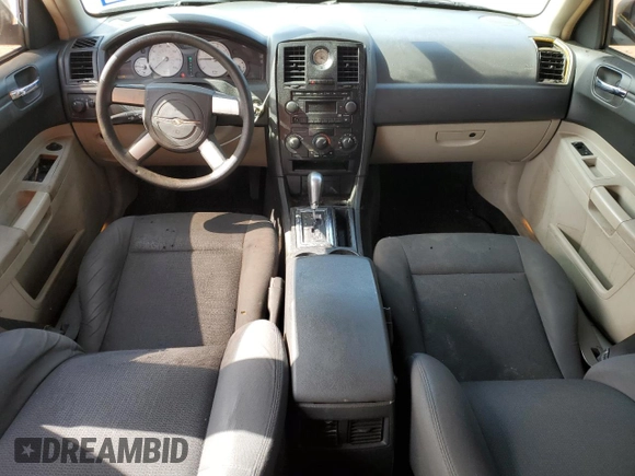 2006 Chrysler 300 with VIN 2C3KA43R96H366295, listed as a Copart auction lot 45477535 with 195,498 mi miles and Salvage Title. Bid and sale history available at carsss.com. Image 8.