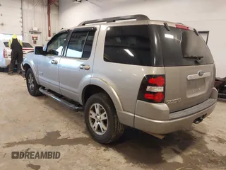 2008 Ford Explorer XLT with VIN 1FMEU63E88UB03042, listed as a IAAI auction lot 41136188 with 79,503 mi miles. Bid and sale history available at carsss.com. Image 3.