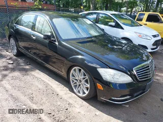 2013 Mercedes-Benz S 550 with VIN WDDNG9EB8DA515964, listed as a IAAI auction lot 42823781 with 85,356 mi miles and . Bid and sale history available at DreamBid. Image 1.
