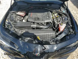 2019 Alfa Romeo Giulia Sport with VIN ZARFAMAN4K7621704, listed as a Copart auction lot 70290444 with 50,015 mi miles and Non Repairable. Bid and sale history available at carsss.com. Image 11.