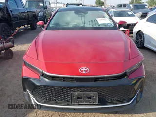 2024 Toyota Crown XLE с VIN JTDAAAAF1R3029397, выставлен на аукционе IAAI как лот 42269436 с пробегом Не указан миль и . История ставок и продаж доступна на DreamBid. Изображение 6.