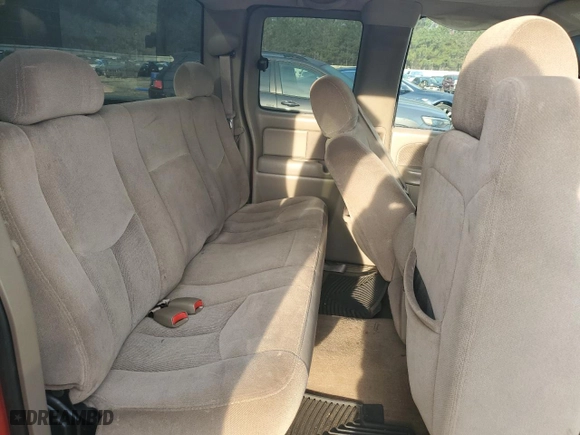 2003 GMC Sierra 1500 SLE with VIN 2GTEC19TX31200232, listed as a Copart auction lot 48919185 with 233,448 mi miles and Salvage Title. Bid and sale history available at carsss.com. Image 10.
