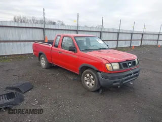 1998 Nissan Frontier XE z VIN 1N6DD26SXWC306945, wystawiony jako IAAI lot #41794051 z przebiegiem Nie podano mil oraz . Historia ofert i sprzedaży dostępna na DreamBid. Obrazek 1.