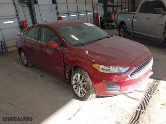 2019 Ford Fusion Hybrid SE with VIN 3FA6P0LUXKR205712, listed as a IAAI auction lot 41267049 with 124,687 mi miles. Bid and sale history available at carsss.com. Image 1.