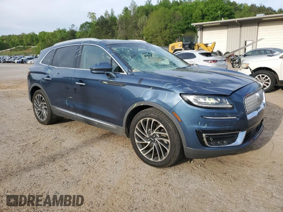 2019 Lincoln Nautilus Reserve z VIN 2LMPJ6L96KBL18117, wystawiony jako Copart lot #53121415 z przebiegiem 63 454 mil mil oraz Szkoda całkowita • Salvage title. Historia ofert i sprzedaży dostępna na DreamBid. Obrazek 4.