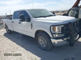2019 Ford Super Duty F-250 SRW XL with VIN 1FT7W2A66KEC68830, listed as a IAAI auction lot 41676787 with 155,201 mi miles. Bid and sale history available at carsss.com. Image 1.