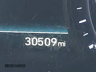 2018 Genesis G80 3.8L z VIN KMHGN4JE1JU225986, wystawiony jako IAAI lot #39921592 z przebiegiem 30 509 mil mil oraz . Historia ofert i sprzedaży dostępna na DreamBid. Obrazek 15.