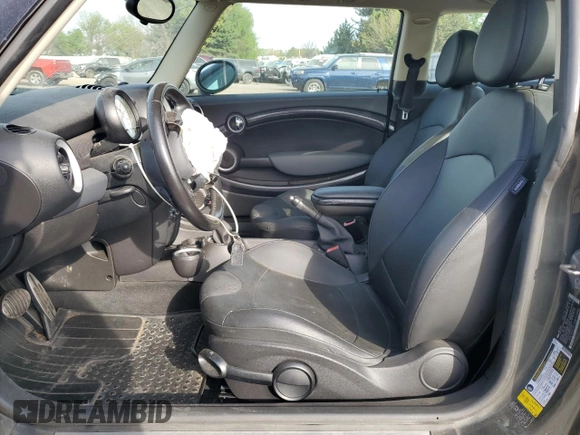 2011 MINI Hardtop S with VIN WMWSV3C55BTY13142, listed as a Copart auction lot 54543905 with Not Provided miles and Salvage Title. Bid and sale history available at DreamBid. Image 7.
