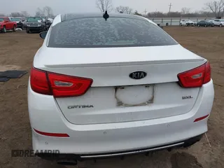 2015 Kia Optima SX Turbo with VIN 5XXGR4A67FG443719, listed as a IAAI auction lot 41500807 with 235,512 mi miles. Bid and sale history available at carsss.com. Image 17.