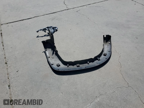2014 Toyota Tacoma PreRunner with VIN 3TMJU4GN8EM160990, listed as a Copart auction lot 55619165 with 96,327 mi miles and Salvage Title. Bid and sale history available at DreamBid. Image 12.