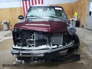 1996 Chevrolet Tahoe with VIN 3GNEK18R1TG140669, listed as a Copart auction lot 42910255 with 222,115 mi miles and Clean Title. Bid and sale history available at carsss.com. Image 5.