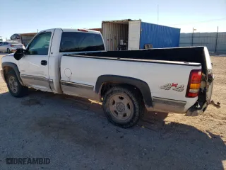 2002 Chevrolet Silverado 1500 LS with VIN 1GCEK14V02Z205165, listed as a Copart auction lot 84061264 with 272,608 mi miles and Salvage Title. Bid and sale history available at carsss.com. Image 2.