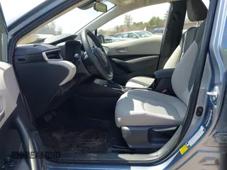 2020 Toyota Corolla LE with VIN JTDEPRAE1LJ058438, listed as a IAAI auction lot 42091884 with 17,788 mi miles and . Bid and sale history available at DreamBid. Image 5.