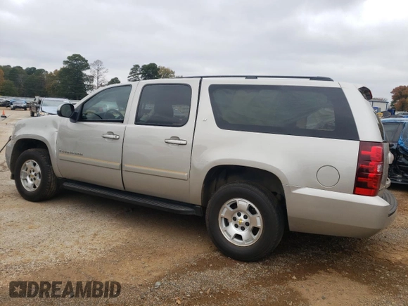 2008 Chevrolet Suburban 3LT z VIN 3GNFC160X8G198938, wystawiony jako Copart lot #83421604 z przebiegiem Nie podano mil oraz Szkoda całkowita • Salvage title. Historia ofert i sprzedaży dostępna na DreamBid. Obrazek 2.