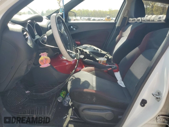 2015 Nissan Juke S with VIN JN8AF5MV5FT555169, listed as a Copart auction lot 54141895 with 122,962 mi miles and Salvage Title. Bid and sale history available at DreamBid. Image 7.