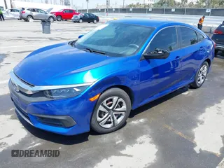 2017 Honda Civic LX z VIN 2HGFC2F56HH516730, wystawiony jako IAAI lot #42130963 z przebiegiem 119 236 mil mil oraz . Historia ofert i sprzedaży dostępna na DreamBid. Obrazek 2.
