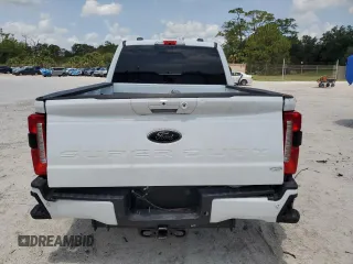 2024 Ford F-250 XL with VIN 1FT8W2BAXRED72805, listed as a Copart auction lot 58874235 with 19,786 mi miles and Salvage title. Bid and sale history available at DreamBid. Image 6.